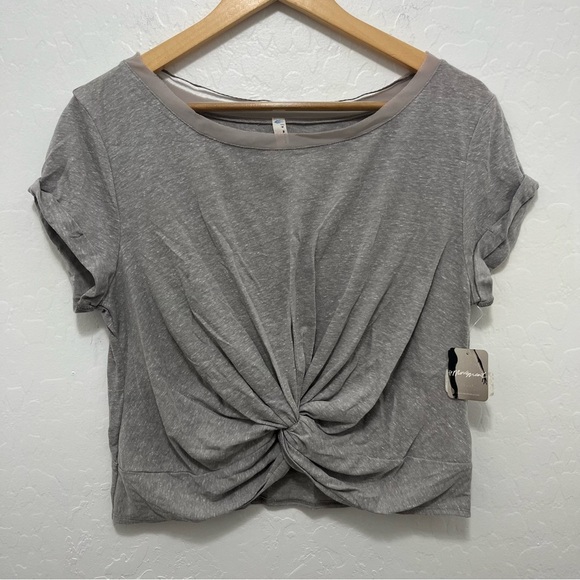 Free People Run In The Sun Solid Tee Shirt Size Large - Picture 1 of 6